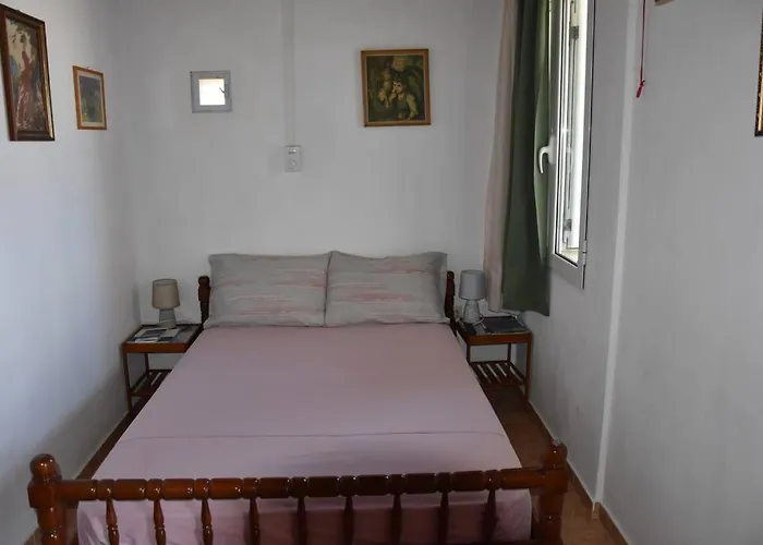 With Amazing Sea View Holiday home Moutsouna